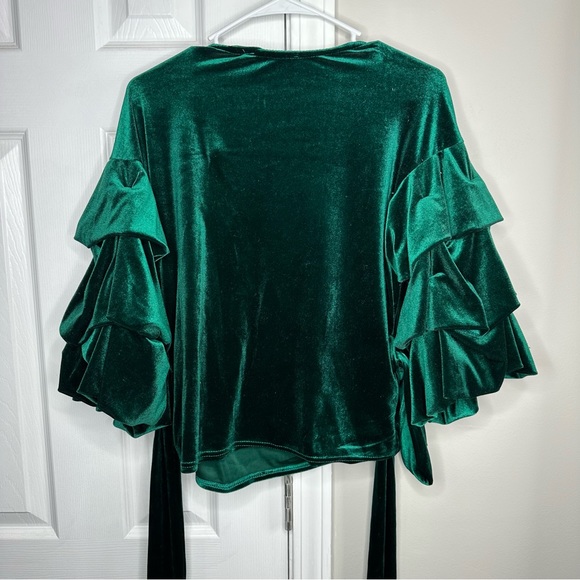 VELVET GREEN TIE AROUND SHIRT - Picture 2 of 2